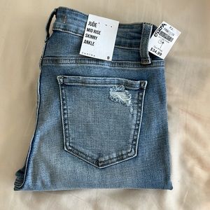 Eunina Jeans, Genesis LT (light denim), Size 9